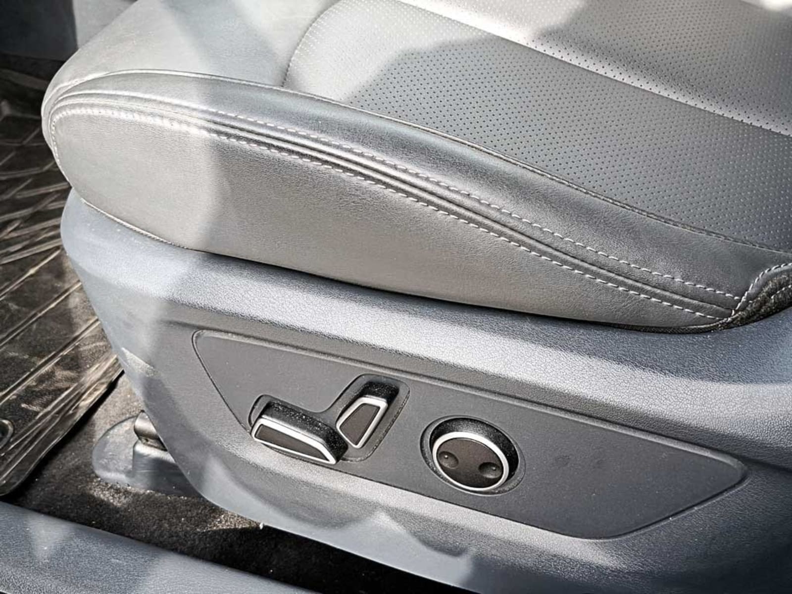 CHANGAN UNI-T 1.5 ELITE AT 2024 - Imagen 12 de 20