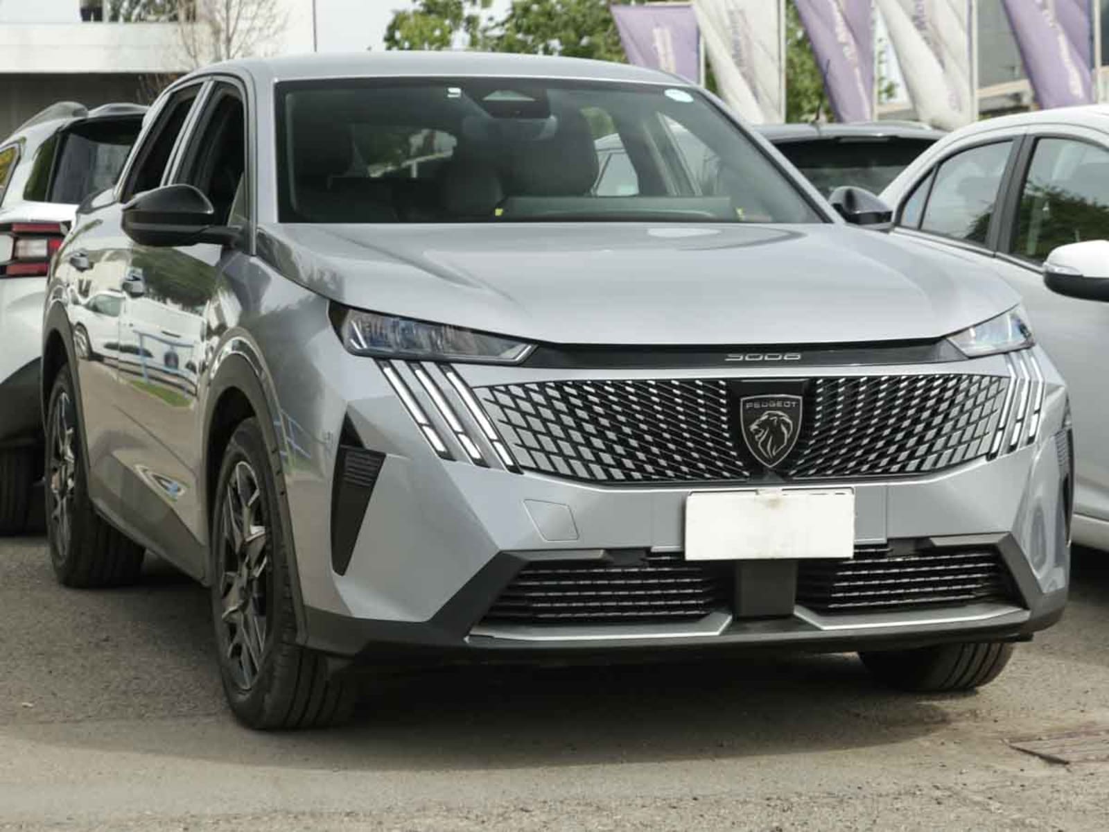 PEUGEOT 3008 P64 PREMIERE MHEV 136 eDCT6 2025 - Imagen 3 de 13
