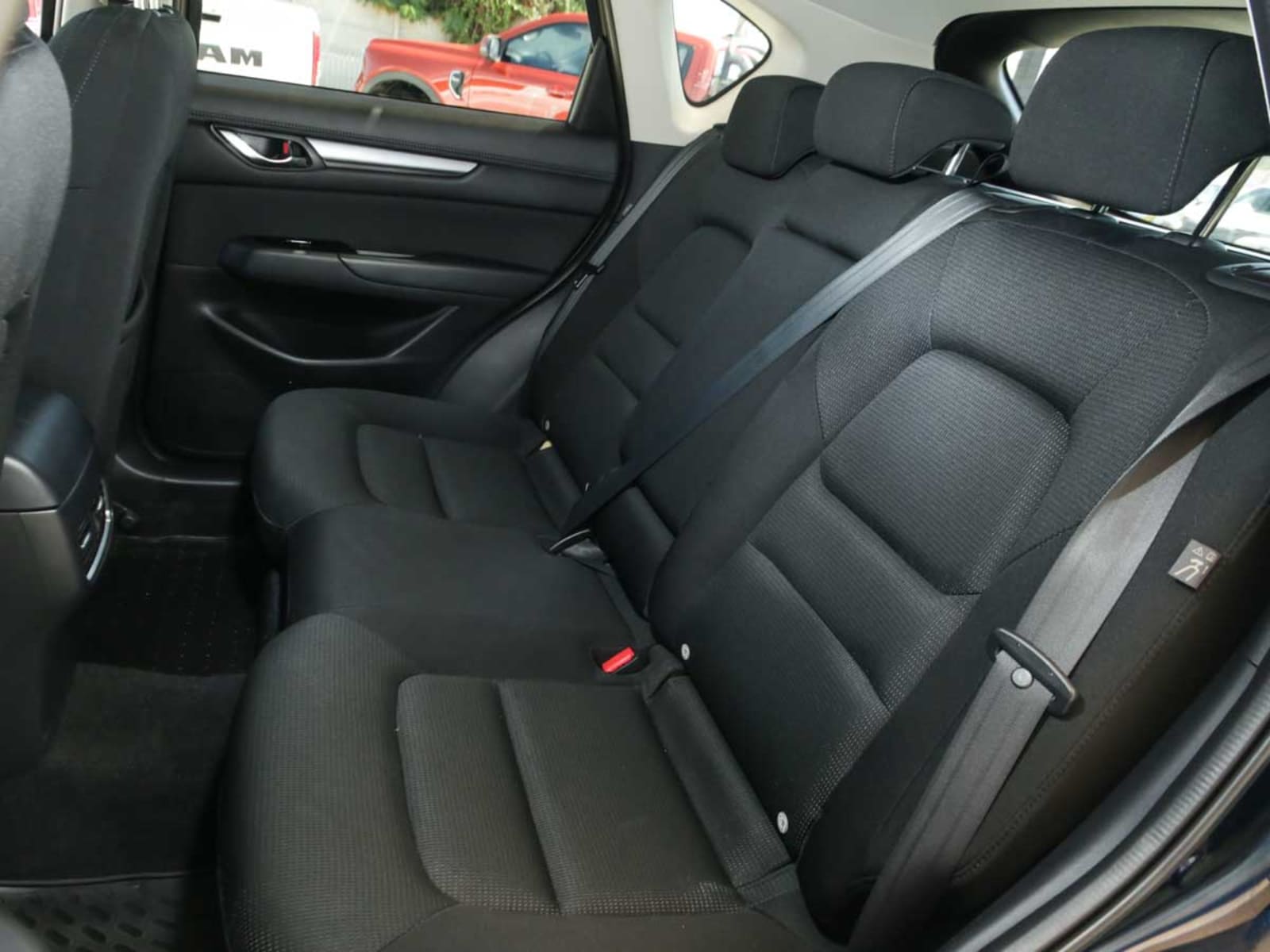 MAZDA NEW CX 5 2.0 AUT 2023 - Imagen 11 de 13