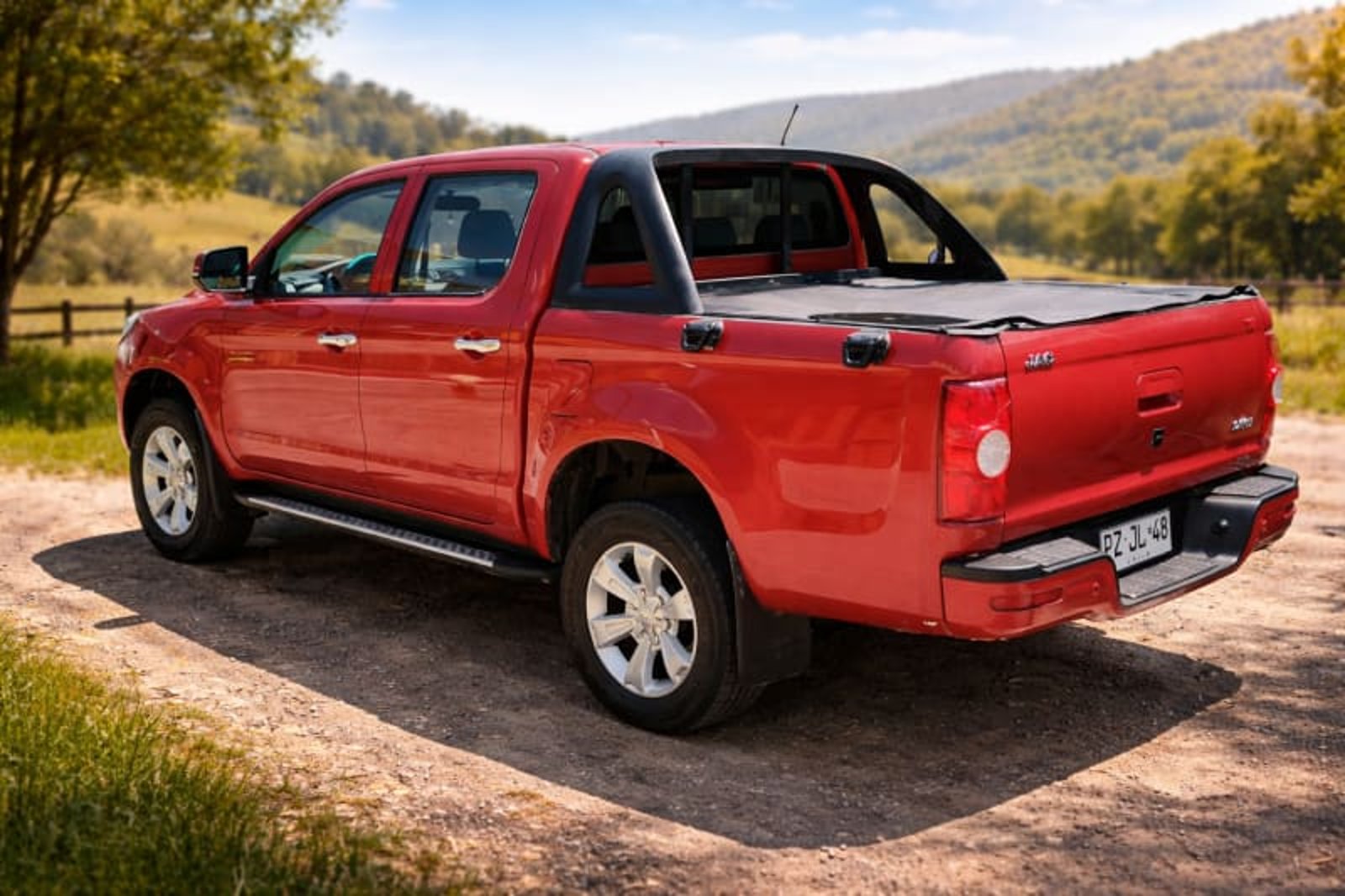 JAC T6 2.0 COMFORT DOB. CAB. 4X2 MT 4P 2022 - Imagen 4 de 8