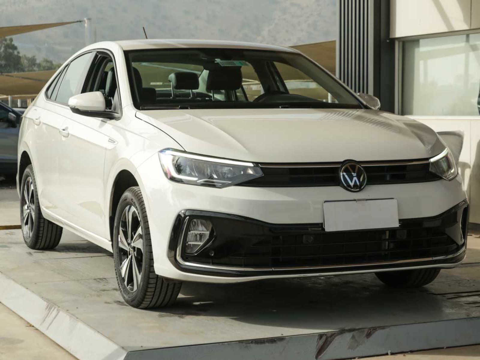 VOLKSWAGEN VIRTUS TSI 1.0 AUT 2026 - Imagen 3 de 13