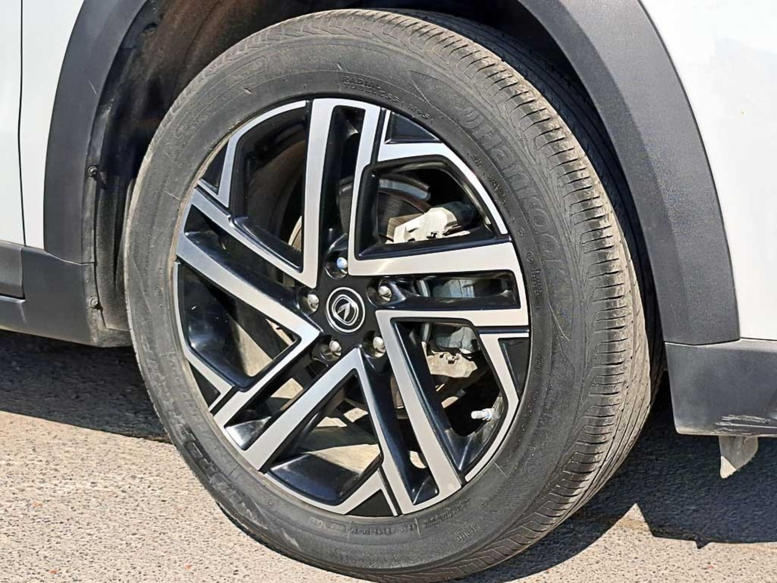 CHANGAN UNI-T 1.5 4X2 AT 5P 2024 - Imagen 8 de 20
