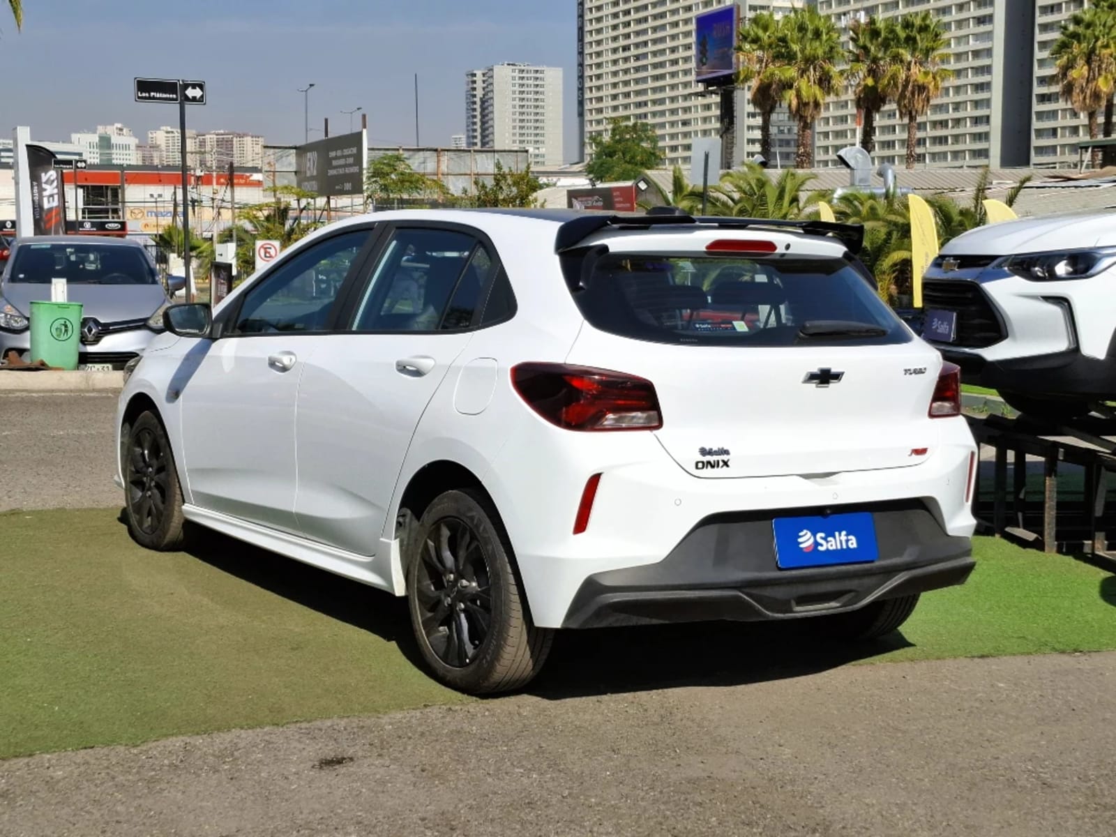CHEVROLET ONIX 1.0T RS R 4X2 HB MT 5P 2024 - Imagen 4 de 20