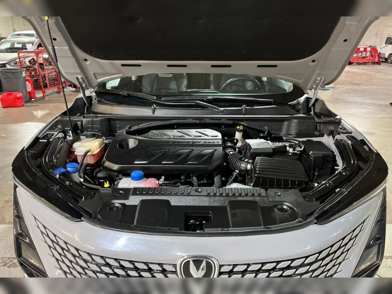 CHANGAN UNI-T 1.5 ELITE AT 2024 - Imagen 10 de 18
