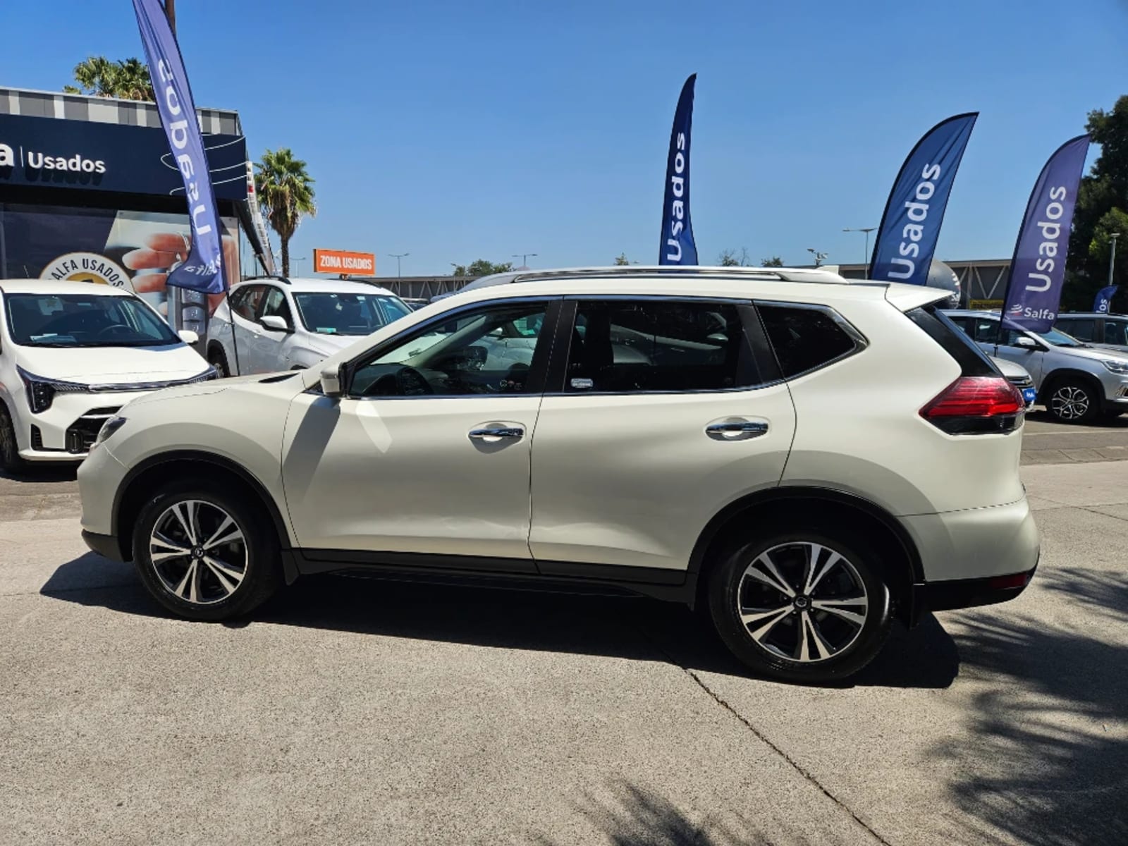 NISSAN X-TRAIL 2.5 ADVANCE MC 4X2 CVT AT 5P 2023 - Imagen 8 de 20