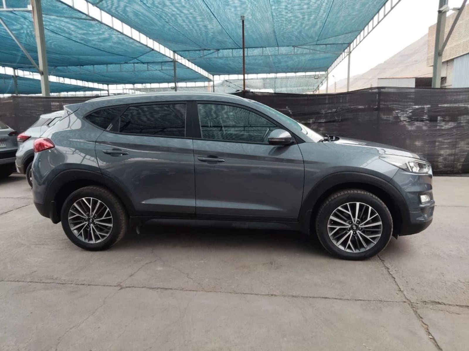HYUNDAI TUCSON 2.0 VALUE 2WD FL MT 5P 2019 - Imagen 4 de 18