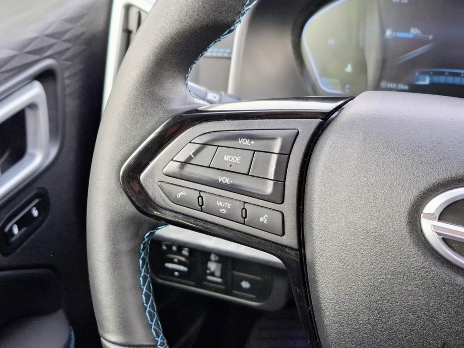 ZX AUTO GRAND LION 2.3T 4WD DIESEL AT 4P 2026 - Imagen 14 de 20