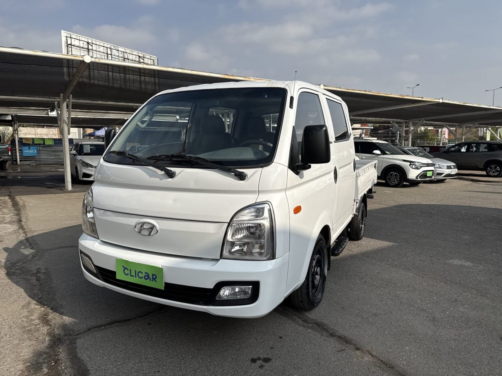 Hyundai Porter 2.5 Crdi Diesel Gl 4x2 Dc Ac 2ab 6mt 4p 2023 - Imagen 4 de 4