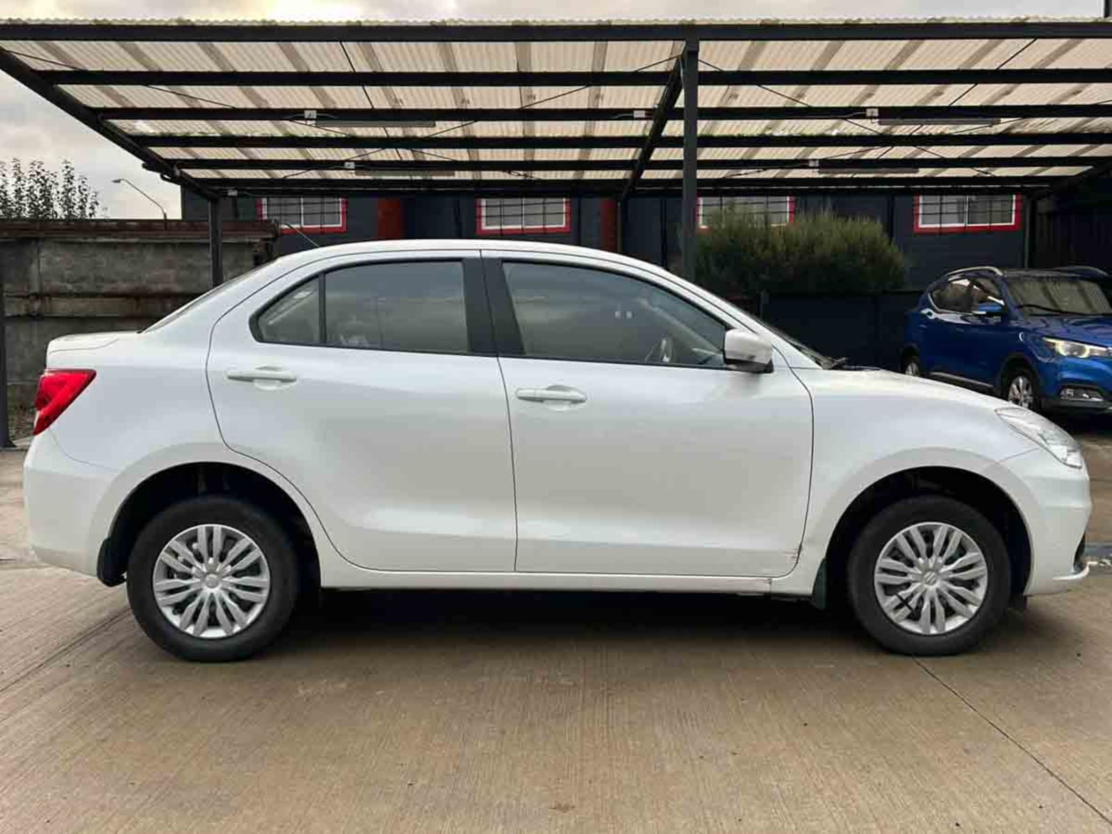 SUZUKI DZIRE GL 1.2 2024 - Imagen 15 de 16