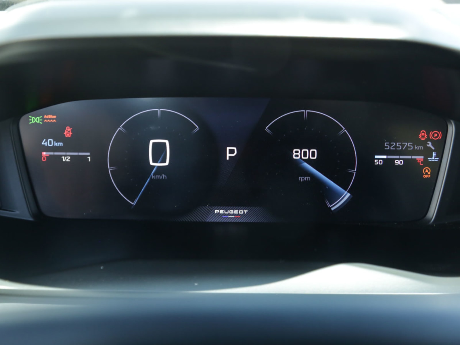PEUGEOT 2008 MCA ALLURE BLUEHDI 130 EAT8 2024 - Imagen 7 de 13