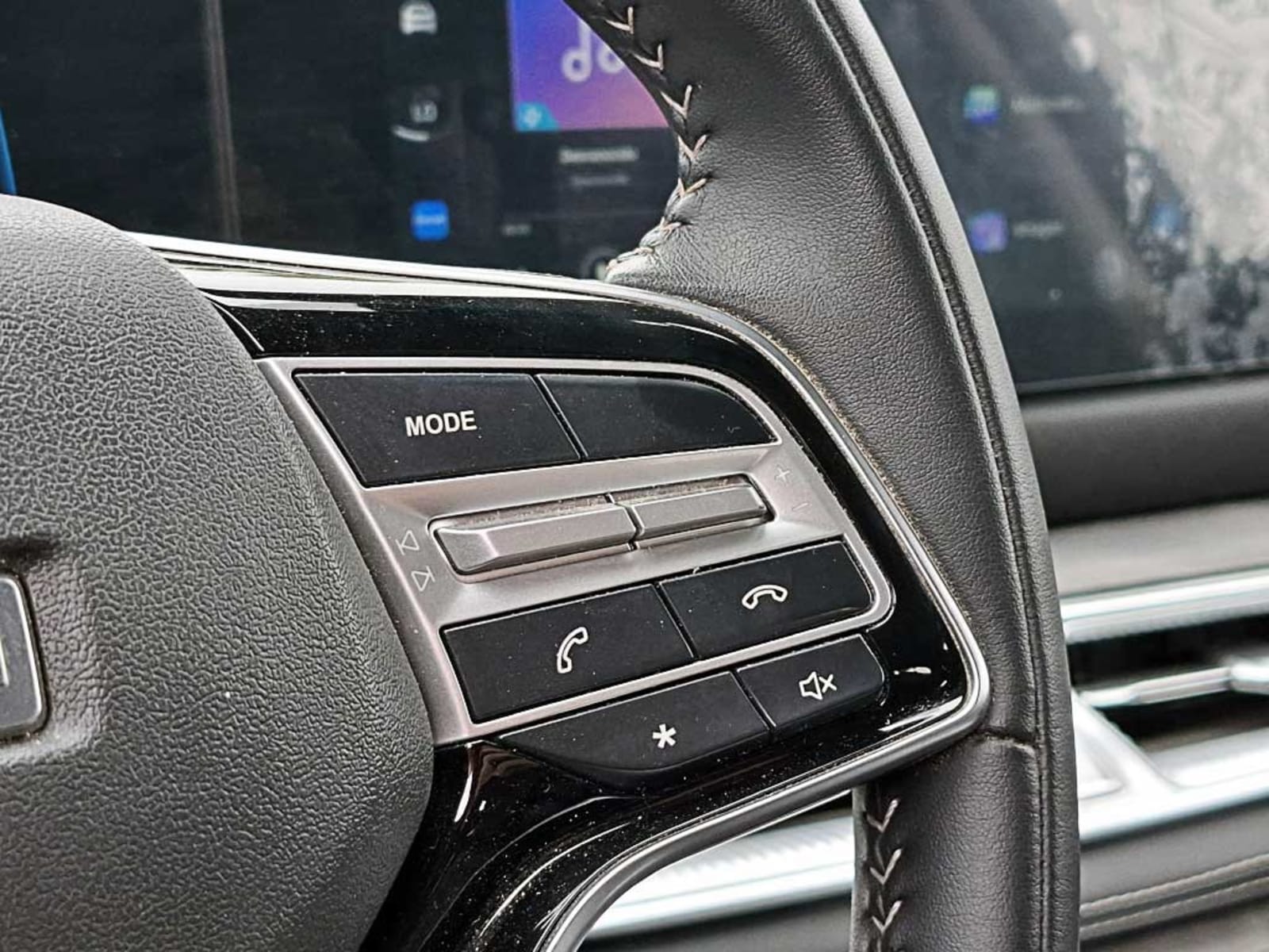 DFSK SUV 600 (IN) 1.5 T LUXURY AT 2024 - Imagen 18 de 20