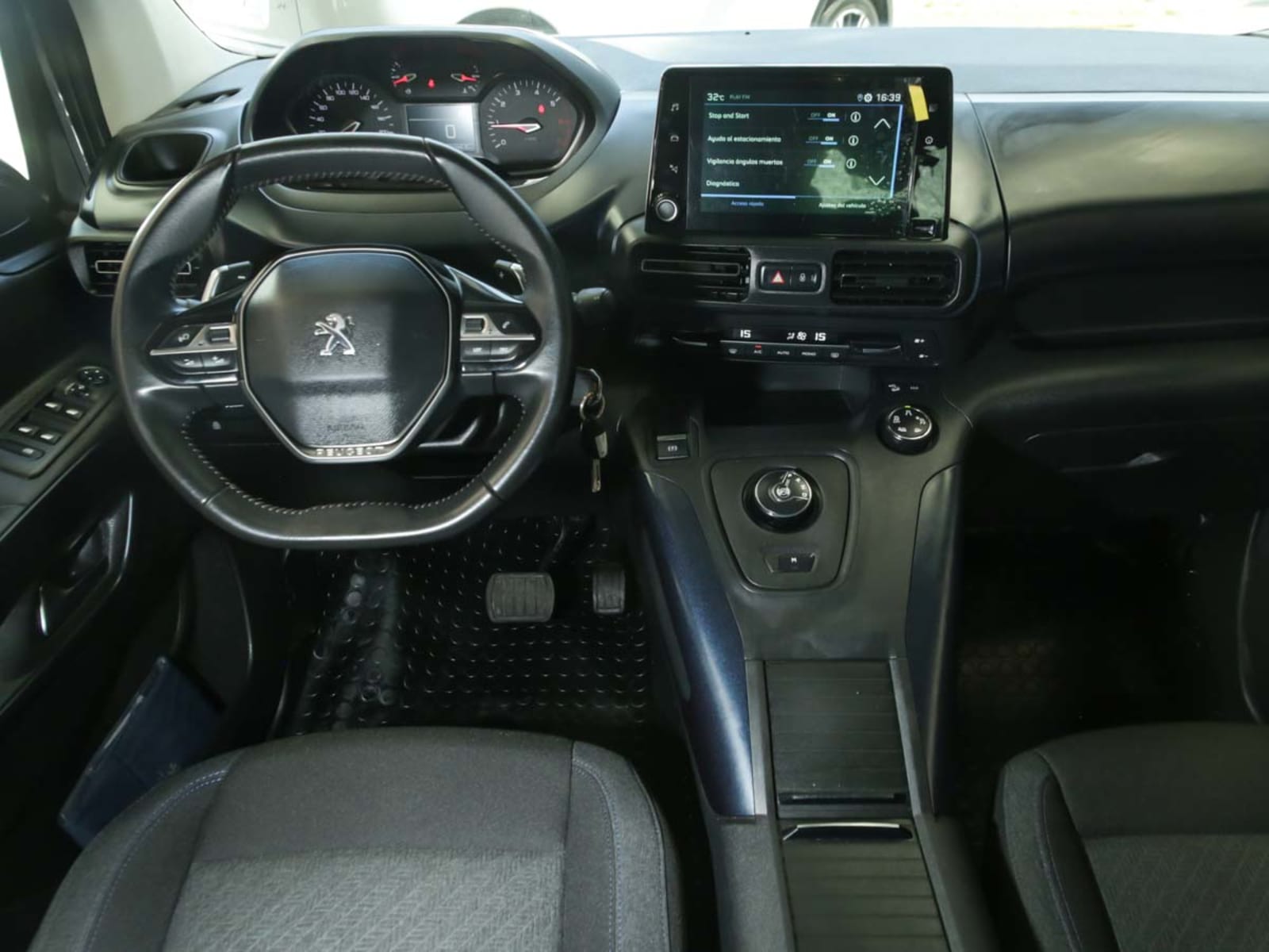 PEUGEOT RIFTER PURETECH 130 1.2 AUT 2021 - Imagen 13 de 14