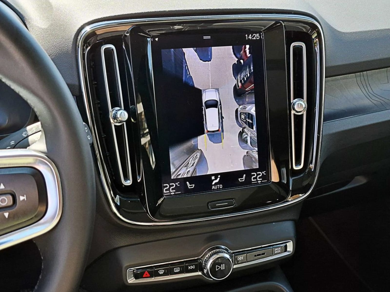 VOLVO XC40 T5 HYBRID R DESIGN 1.5 AT 2023 - Imagen 16 de 17