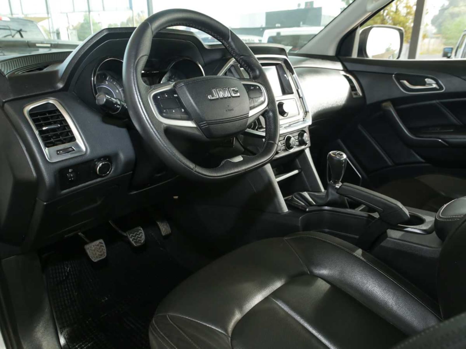 JMC VIGUS PLUS 4X4 2022 - Imagen 9 de 14