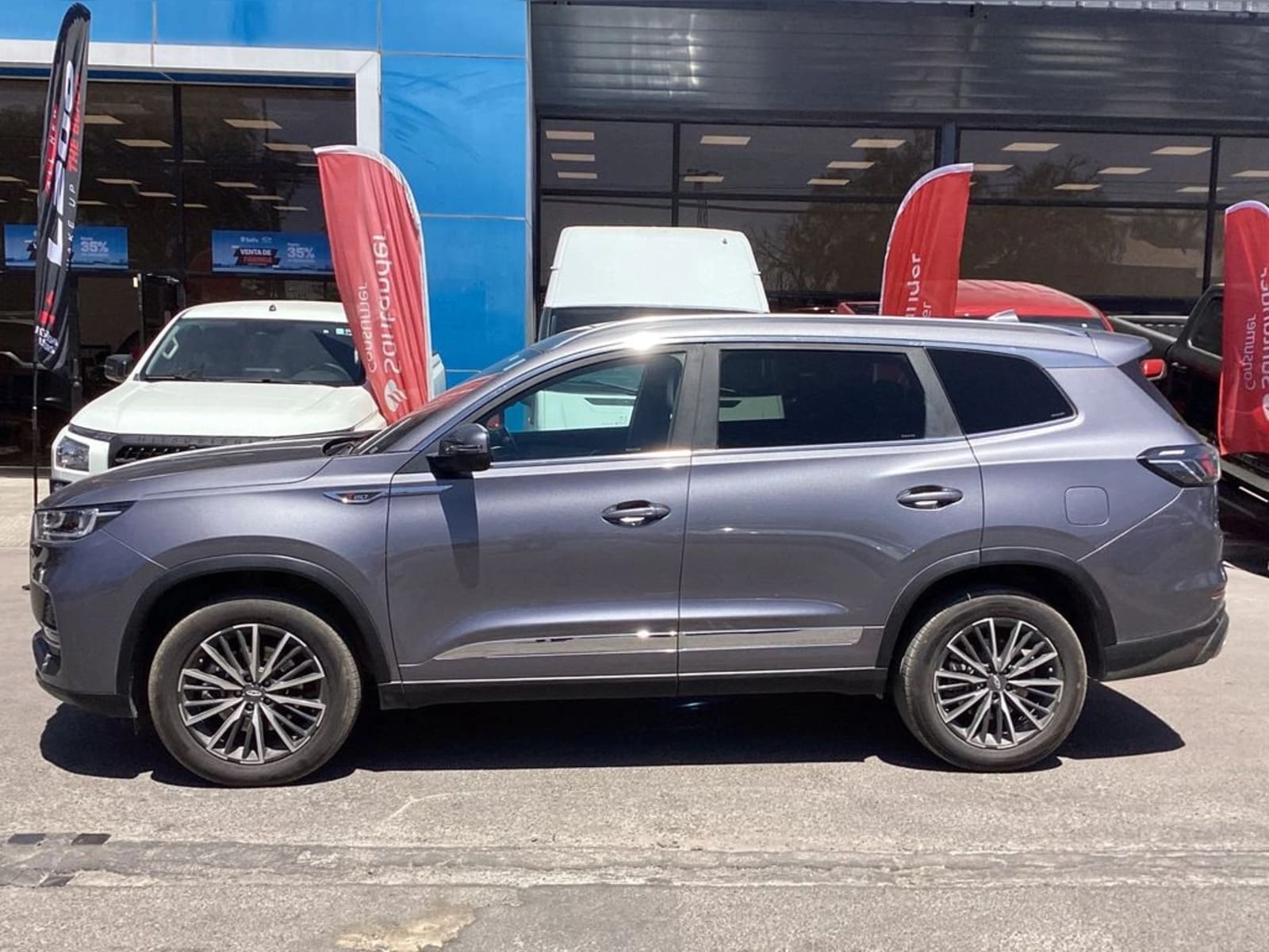 CHERY TIGGO 8 PRO 2.0 TGDI GLX PRO MAX AWD AT 5P 2024 - Imagen 4 de 20