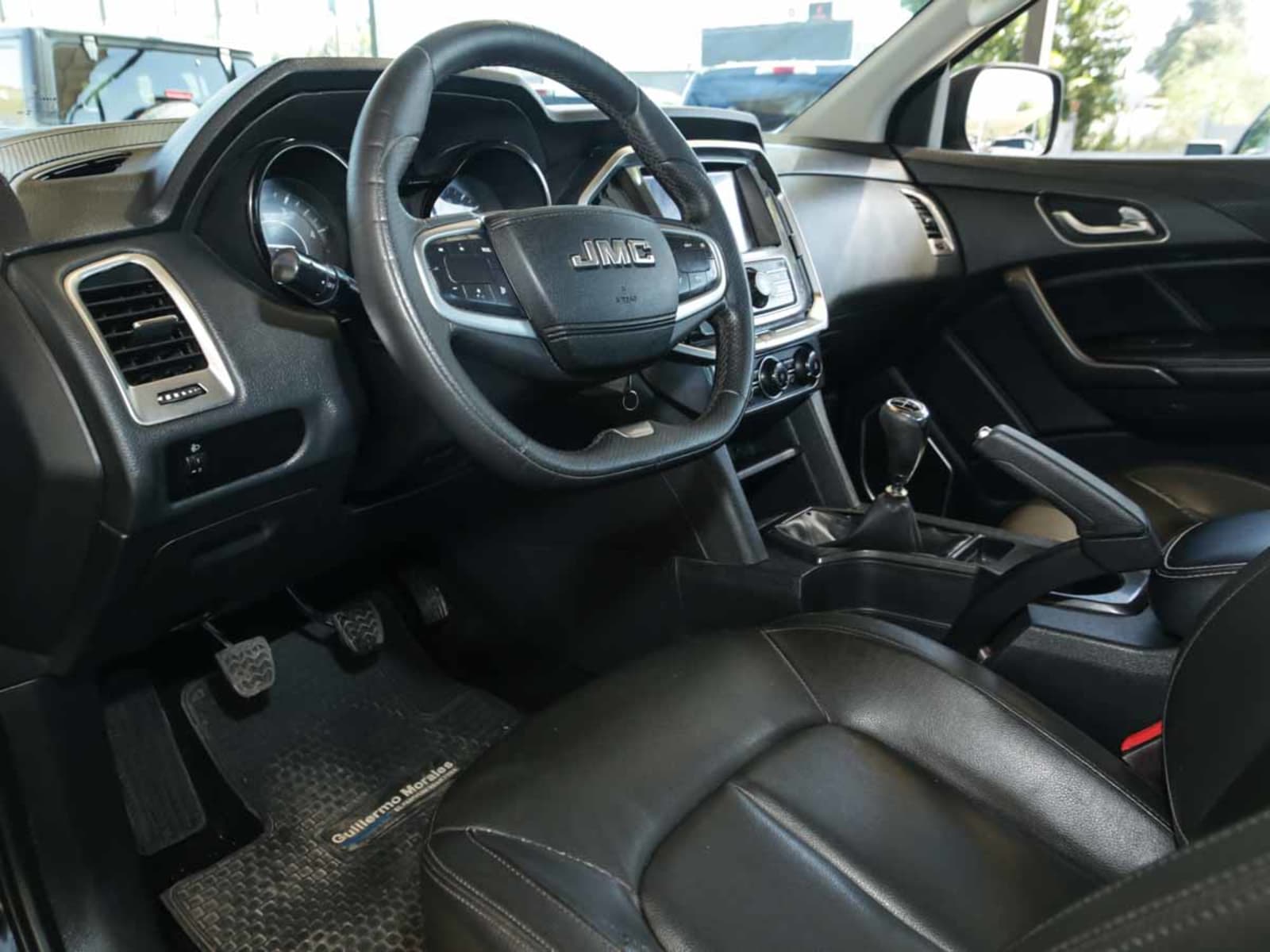 JMC VIGUS 2.4 PLUS DIESEL 2022 - Imagen 9 de 14