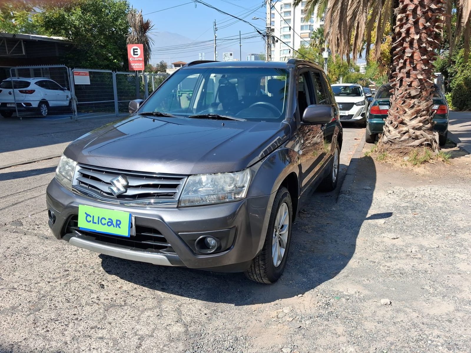 Suzuki Grand Nomade 2.4 Glx Sport 4x2 Euro4 At 5p 2016 - Imagen 3 de 8