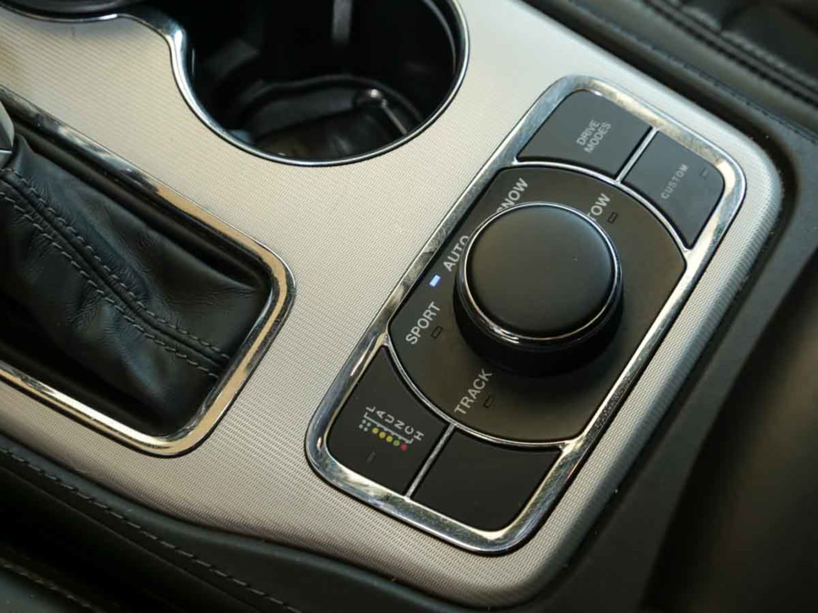 JEEP GRAND CHEROKEE SRT8 6.4L 2021 - Imagen 10 de 19