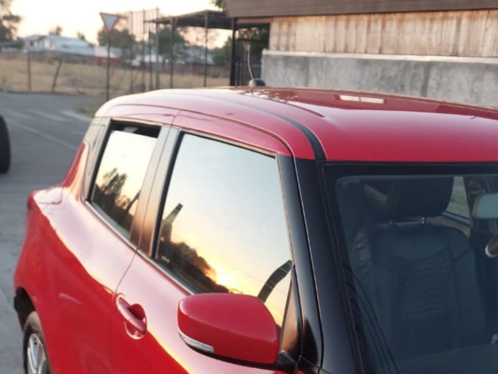 Suzuki Swift 2022 - Foto 4 de 5