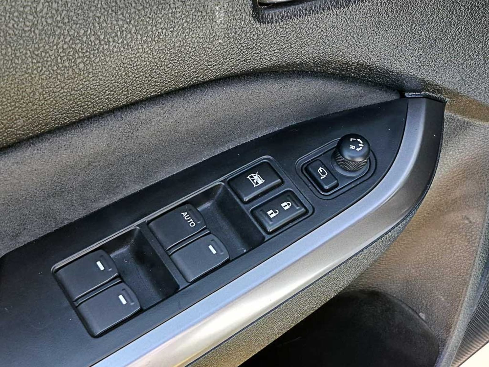SUZUKI VITARA 1.4 LIMITED BOOSTERJET MT 4X4 2023 - Imagen 14 de 20
