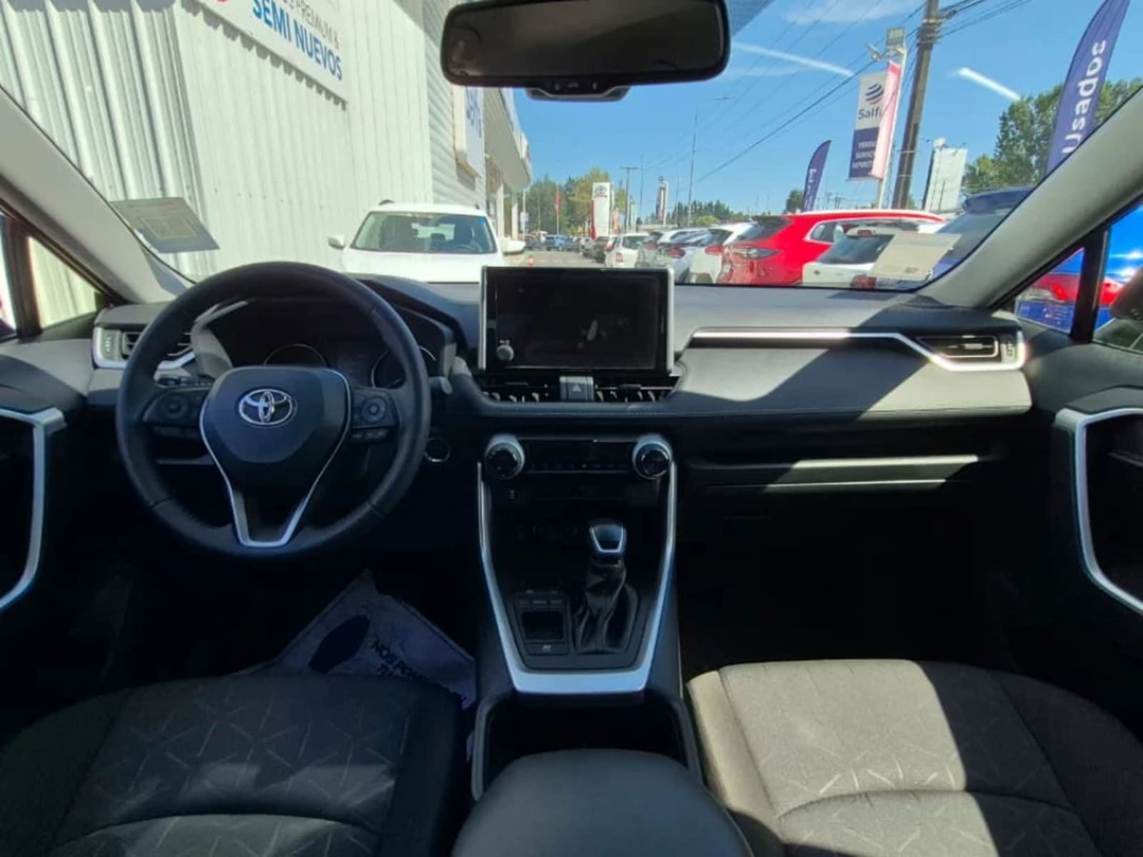 TOYOTA RAV4 HV XLE HV 2.5 CVT AT 2024 - Imagen 11 de 14