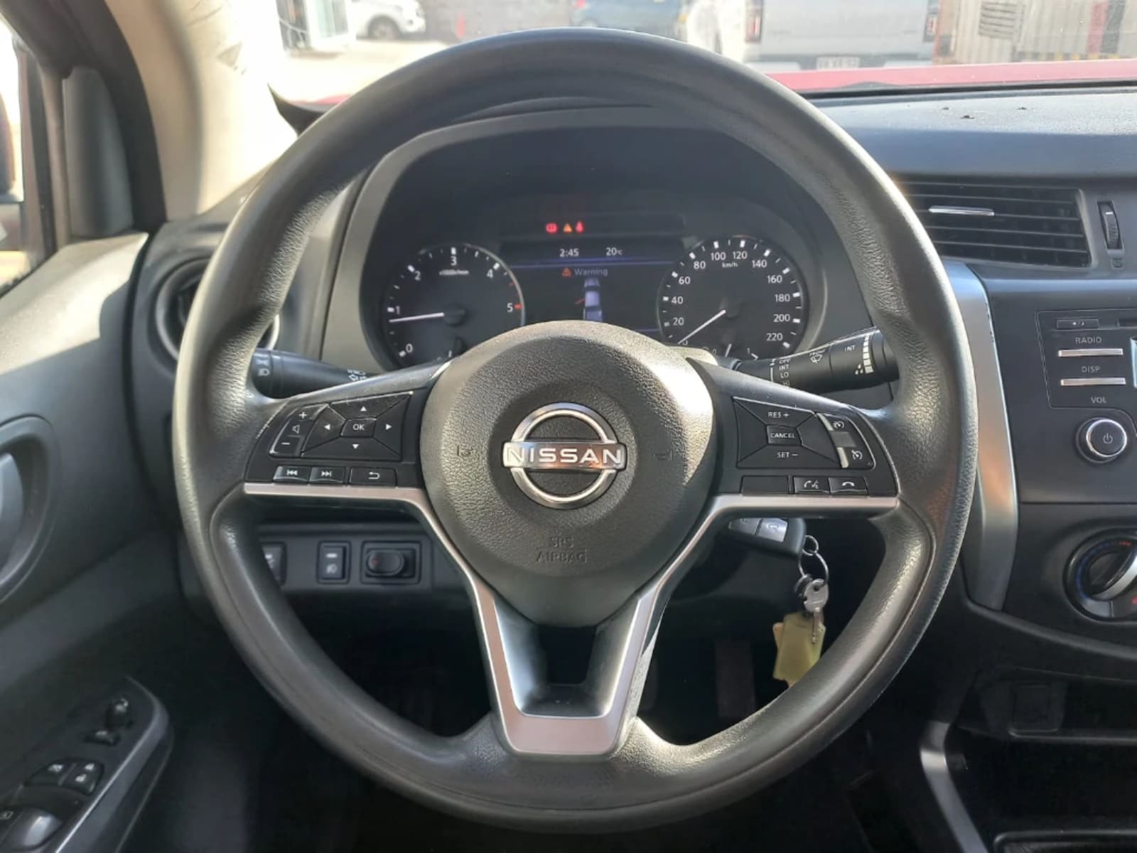 NISSAN NAVARA 4X2 2.3 2024 - Imagen 17 de 20