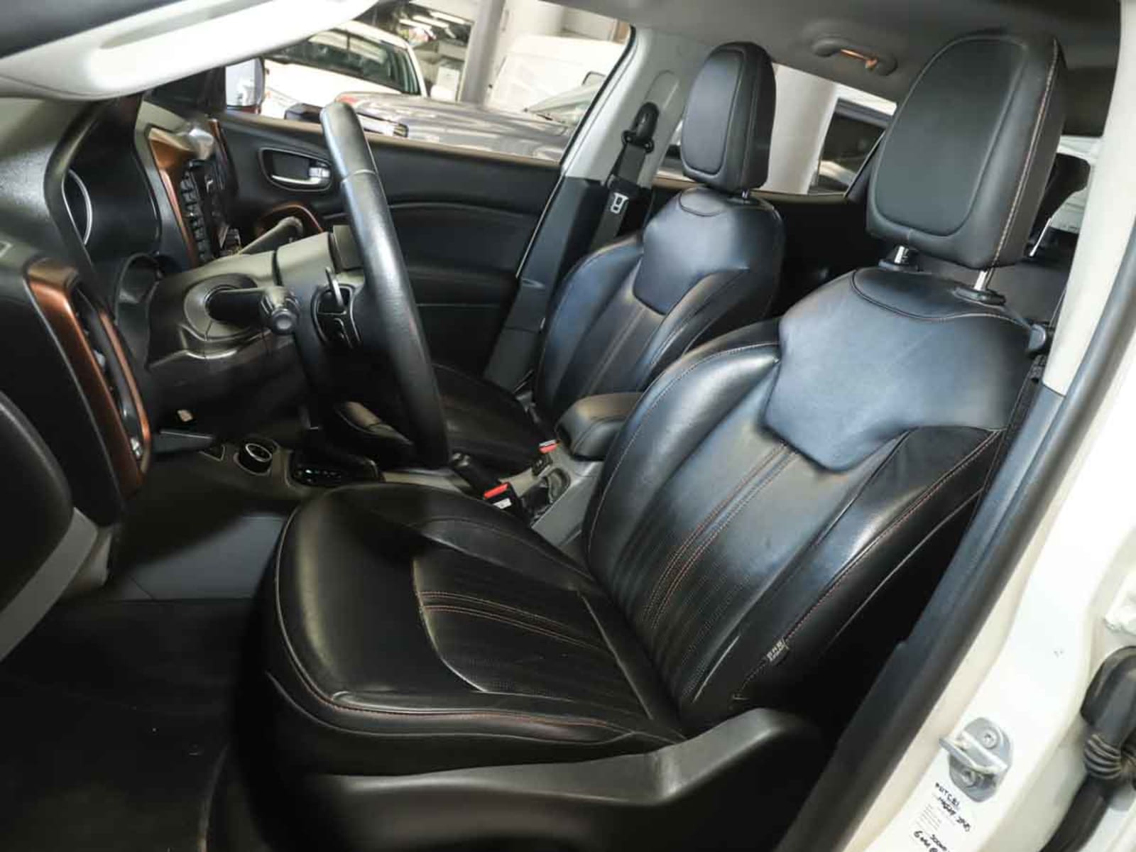 RAM 1000 LARAMIE 2.0 4X4 AT 2021 - Imagen 11 de 20