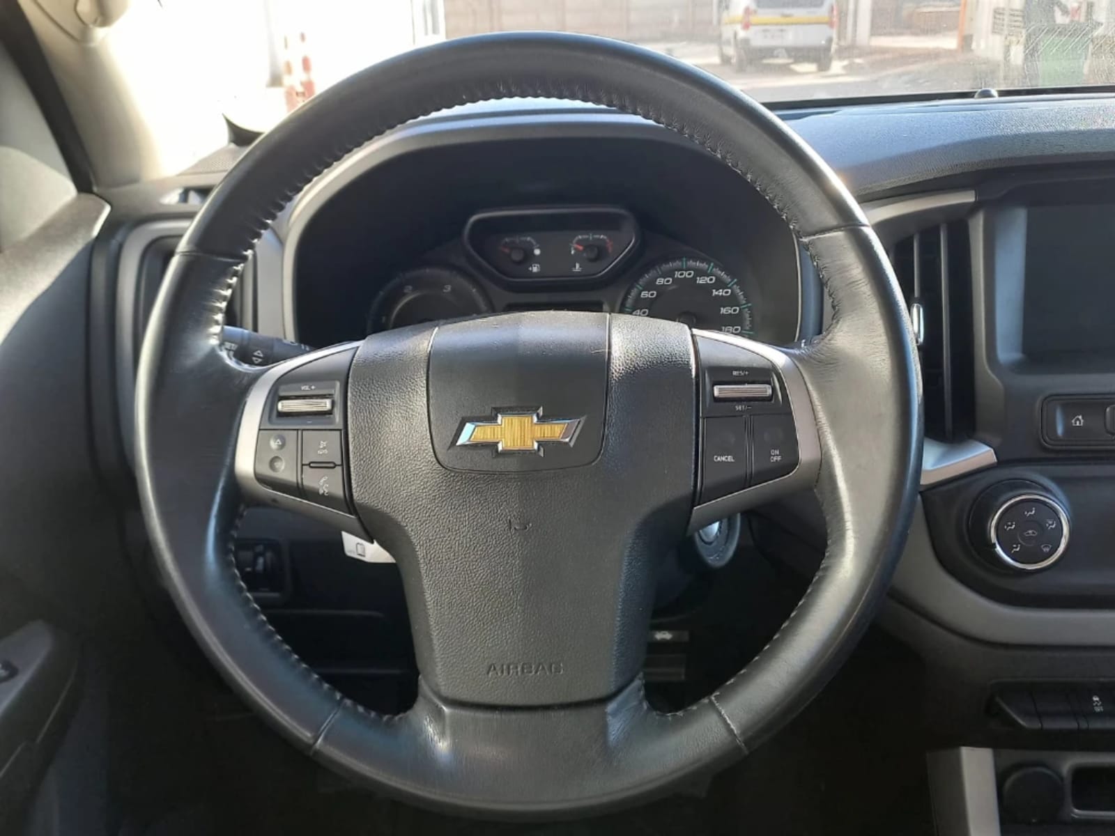 CHEVROLET COLORADO LT MT 2.8TD 4WD 2023 - Imagen 17 de 20