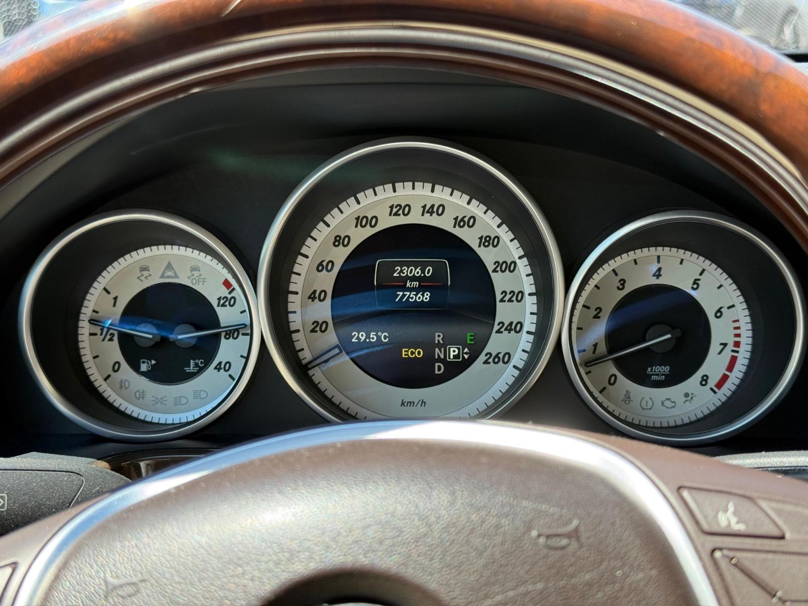 MERCEDES-BENZ E400 AVANTGARDE 3.0 2014 - Imagen 17 de 17