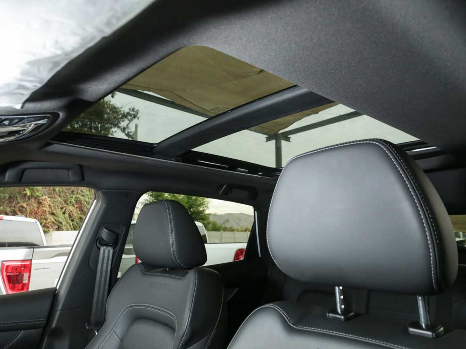 EXEED EXEED LX 1.5T CVT ADVANCED 2023 - Imagen 14 de 14