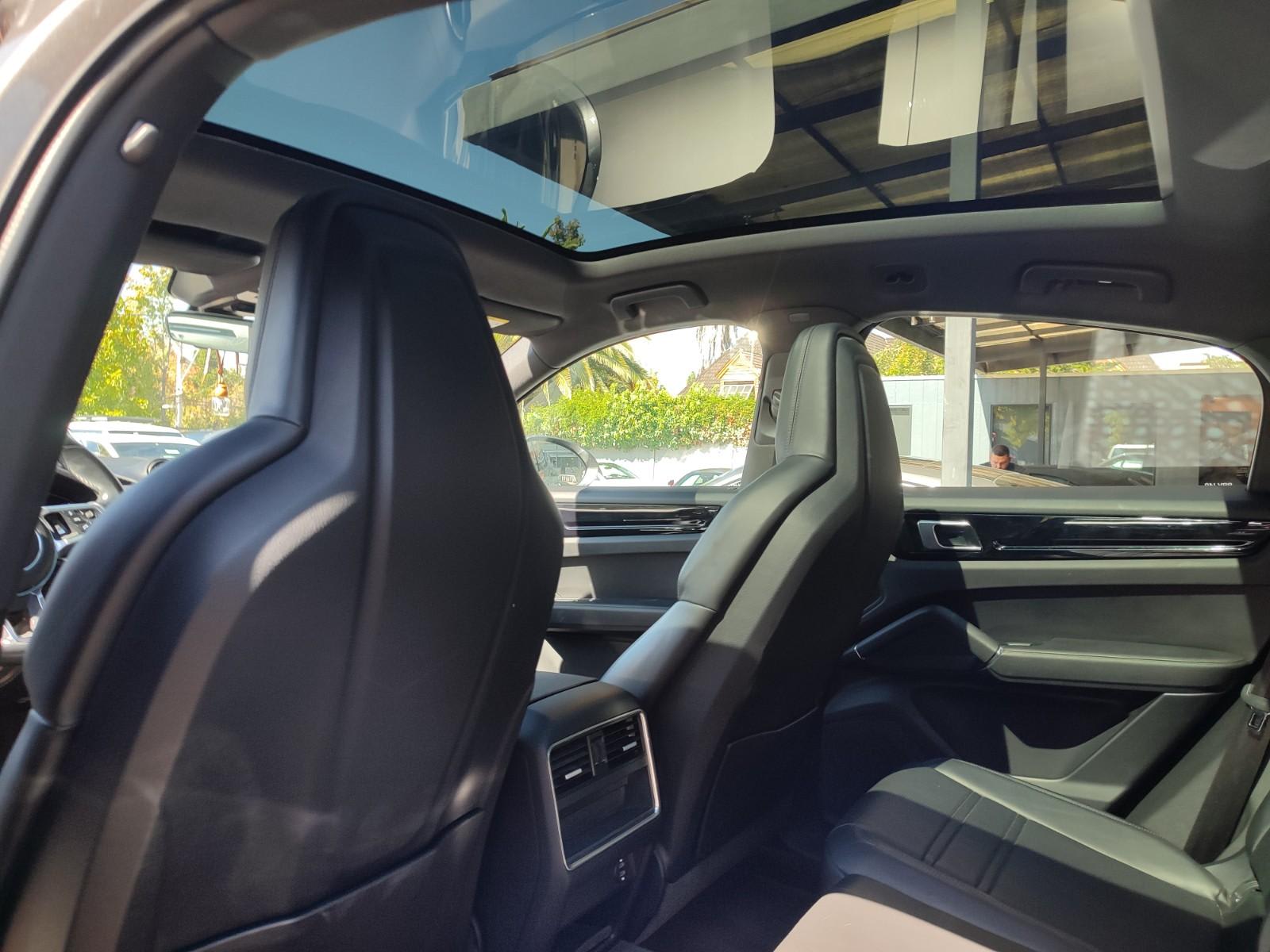 PORSCHE CAYENNE COUPE E3 3.0T V6 AWD 2022 - Imagen 16 de 18