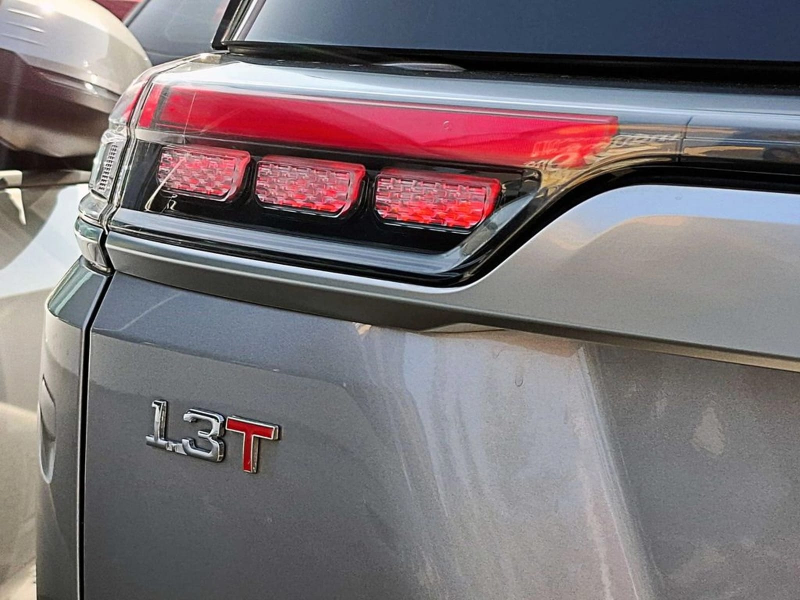 JEEP COMMANDER 1.3 LIMITED AT 2026 - Imagen 7 de 19