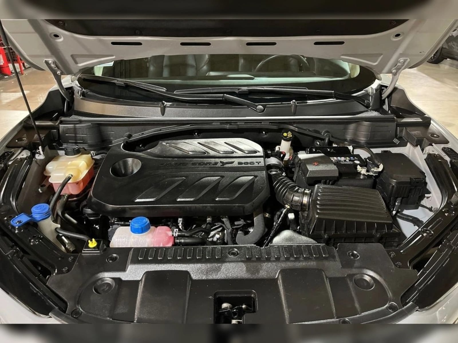 CHANGAN UNI-T 1.5 ELITE AT 2024 - Imagen 10 de 18