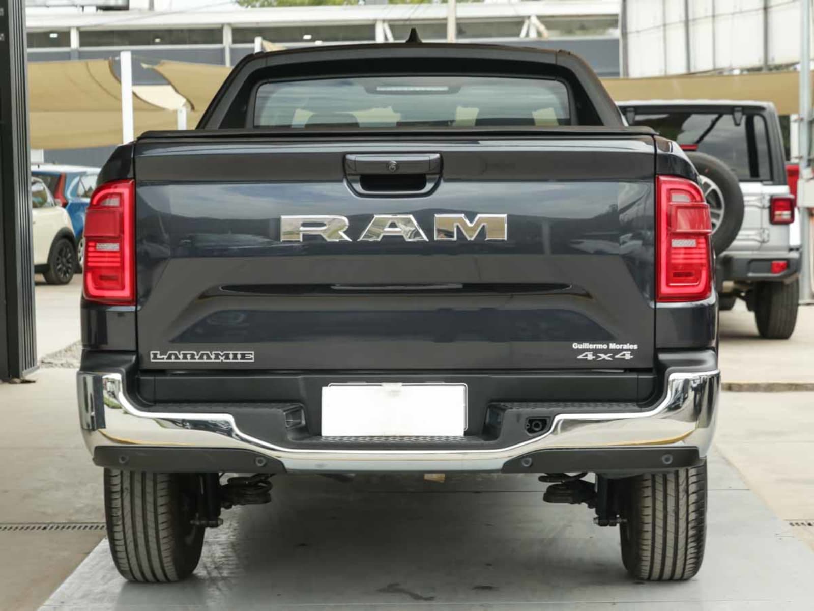 RAM RAMPAGE LARAMIE 2.2 DIESEL 200 HP 4X4 AT 2026 - Imagen 5 de 14