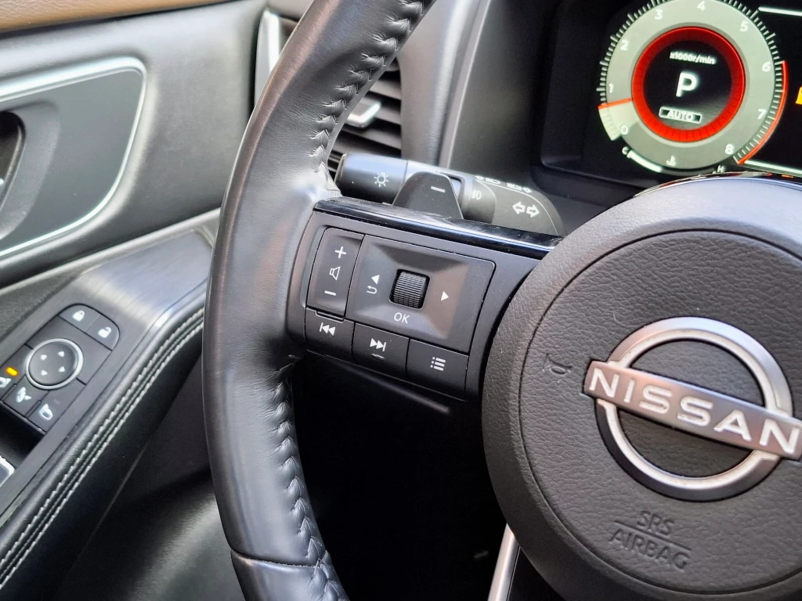NISSAN X-TRAIL 2.5 SENSE MC 4X4 2ROW CVT AT 5P 2023 - Imagen 13 de 20