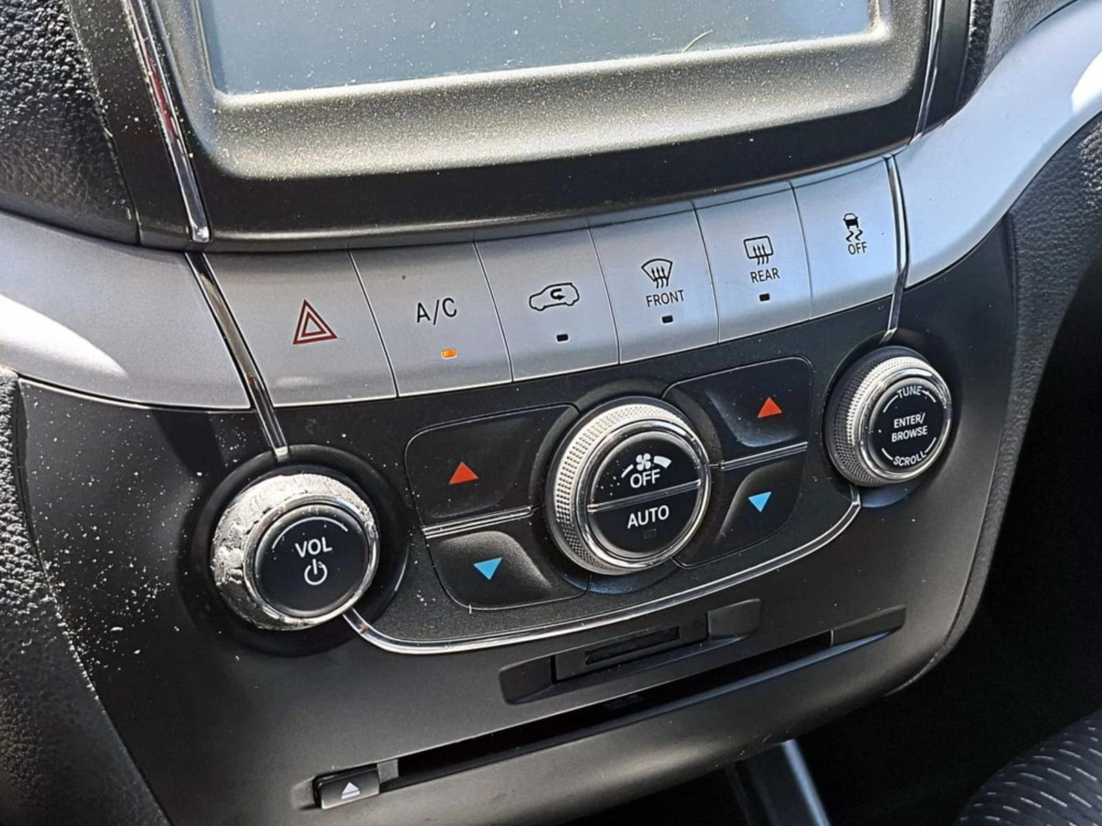 DODGE JOURNEY 2.4 SE AT 5P 2019 - Imagen 19 de 20