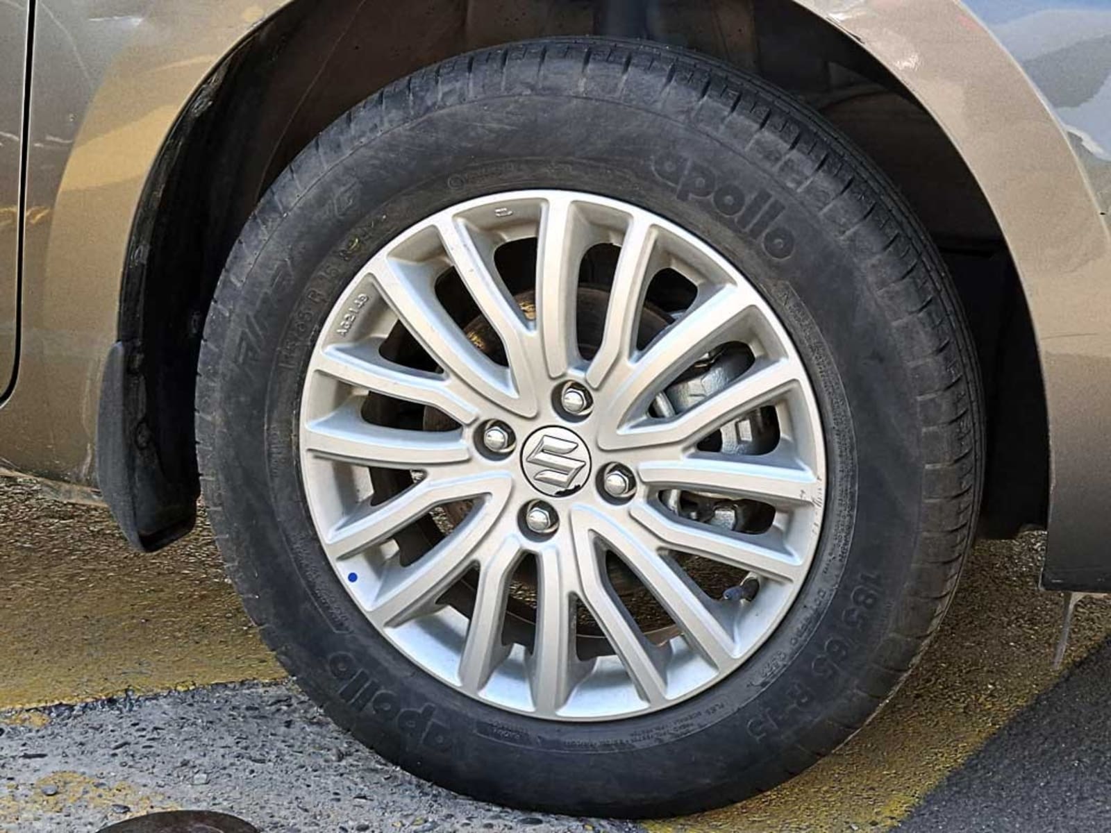 SUZUKI DZIRE (IN) 1.2 GL MT 2024 - Imagen 8 de 20