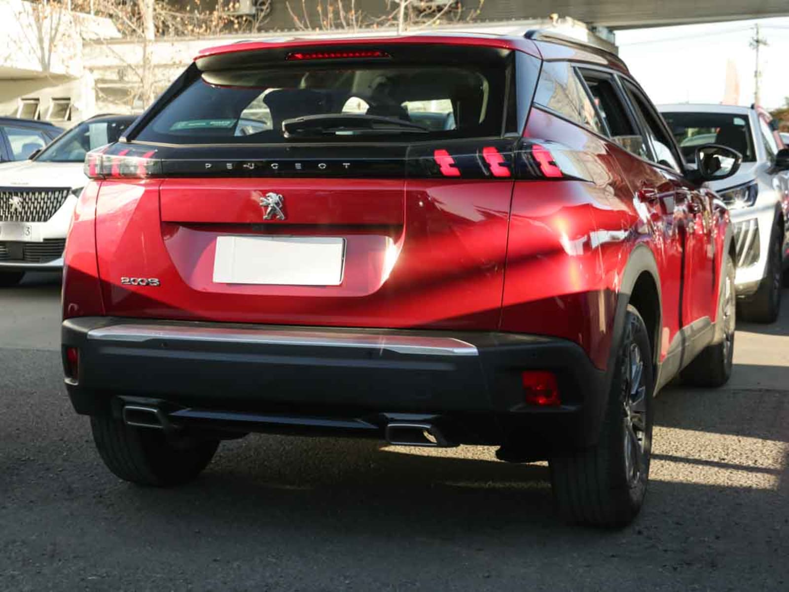 PEUGEOT 2008 PURETECH 130 1.2 2022 - Imagen 6 de 13