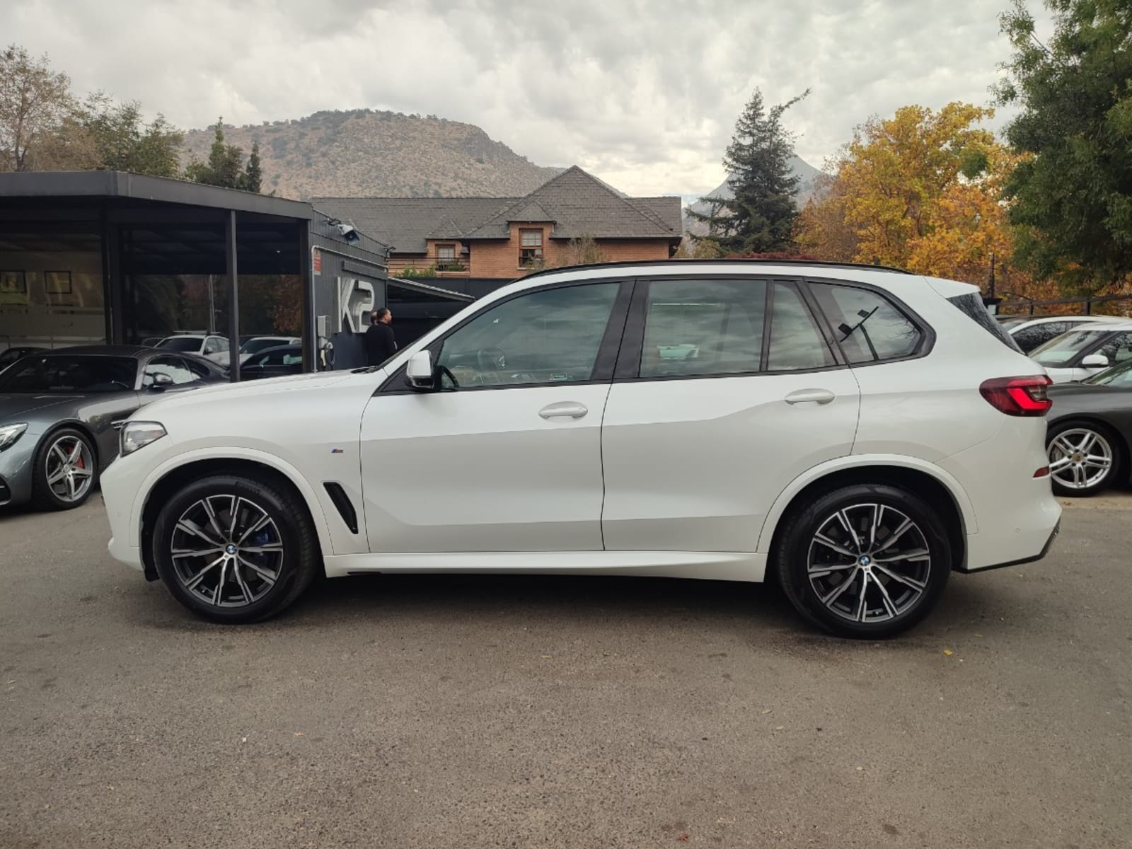 BMW X5 XDRIVE 40I MSPORT 4WD 2021 - Imagen 5 de 17