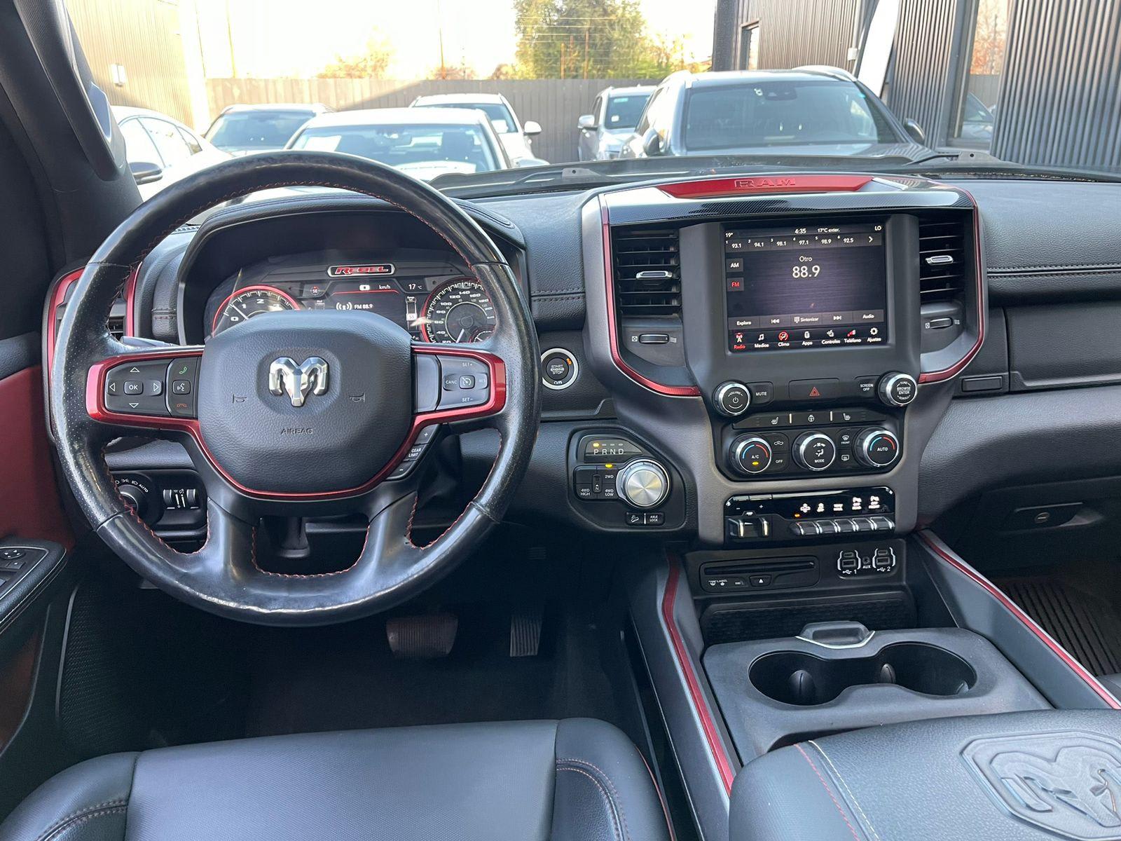 RAM 1500 REBEL 5.7 2020 - Imagen 9 de 20
