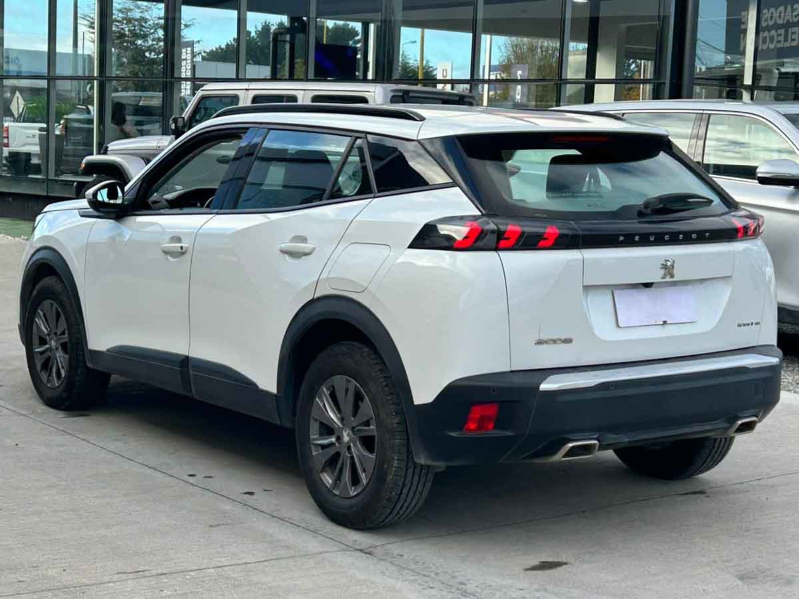 PEUGEOT 2008 PURETECH 130 1.2 2021 - Imagen 4 de 16