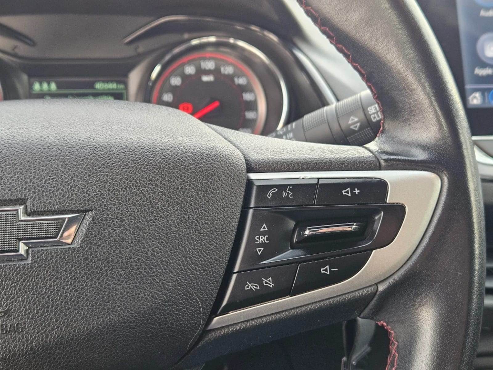 CHEVROLET ONIX 1.0T RS R 4X2 HB MT 5P 2024 - Imagen 20 de 20
