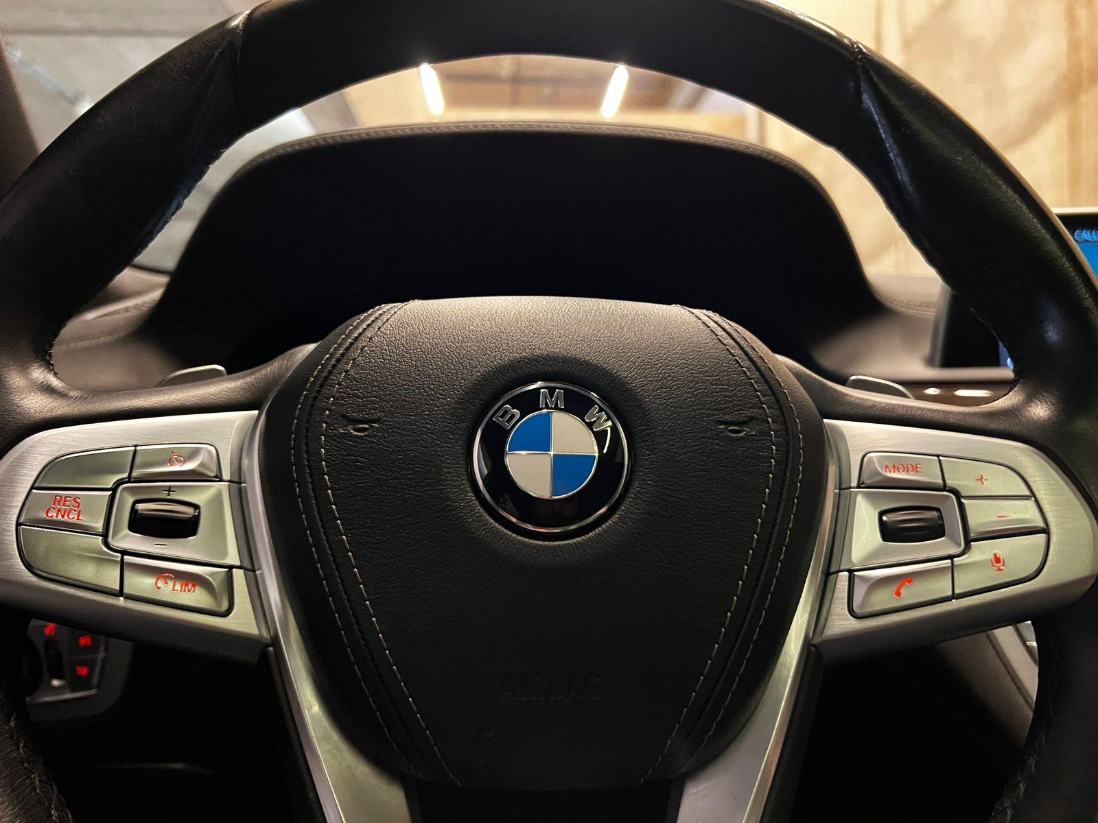 BMW 740 3.0 2019 - Imagen 10 de 20