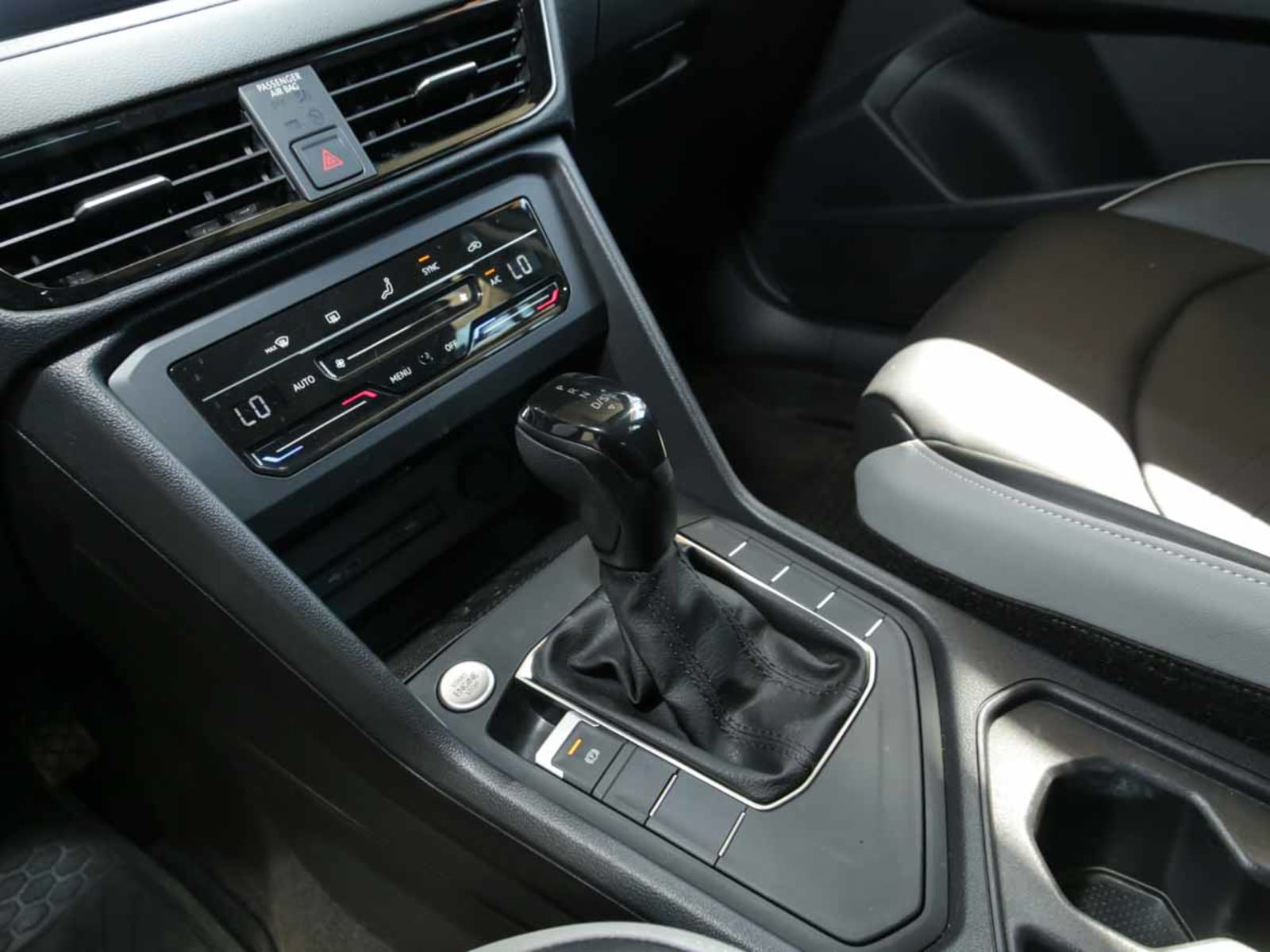 VOLKSWAGEN TAOS TSI 1.4 AT 2026 - Imagen 9 de 13