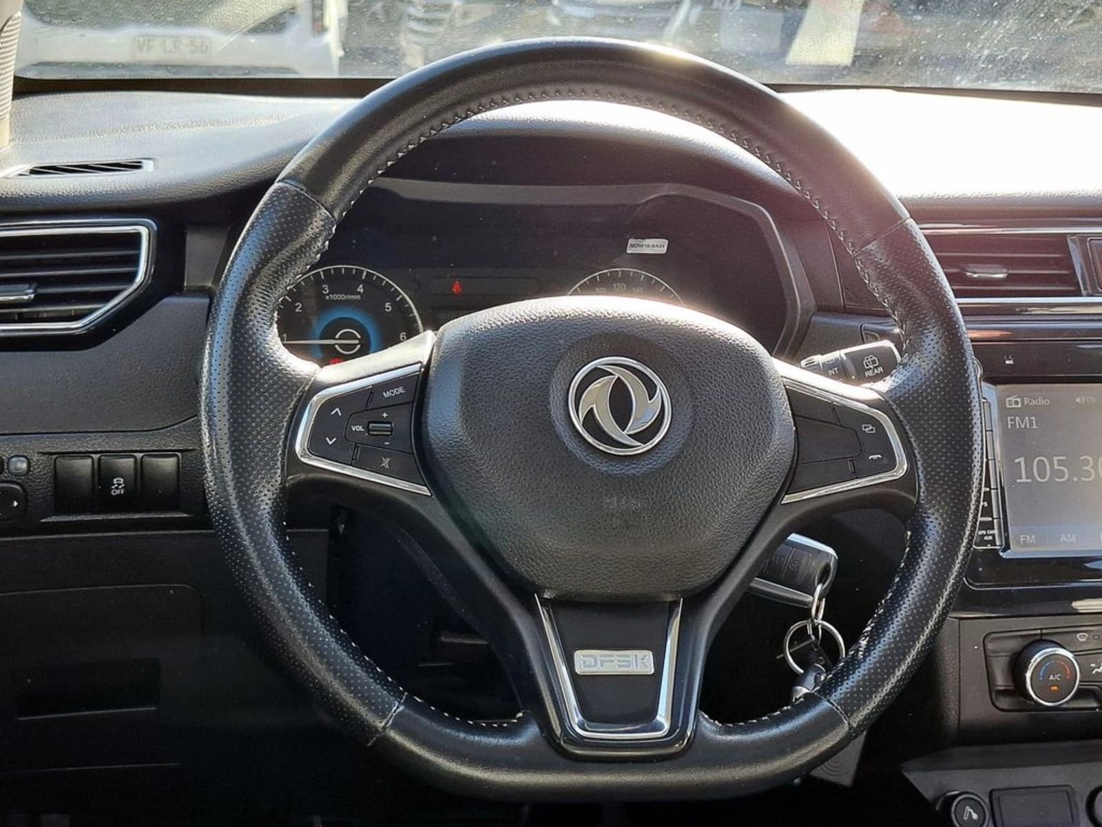 DFSK SUV 580 1.5 2020 - Imagen 10 de 16