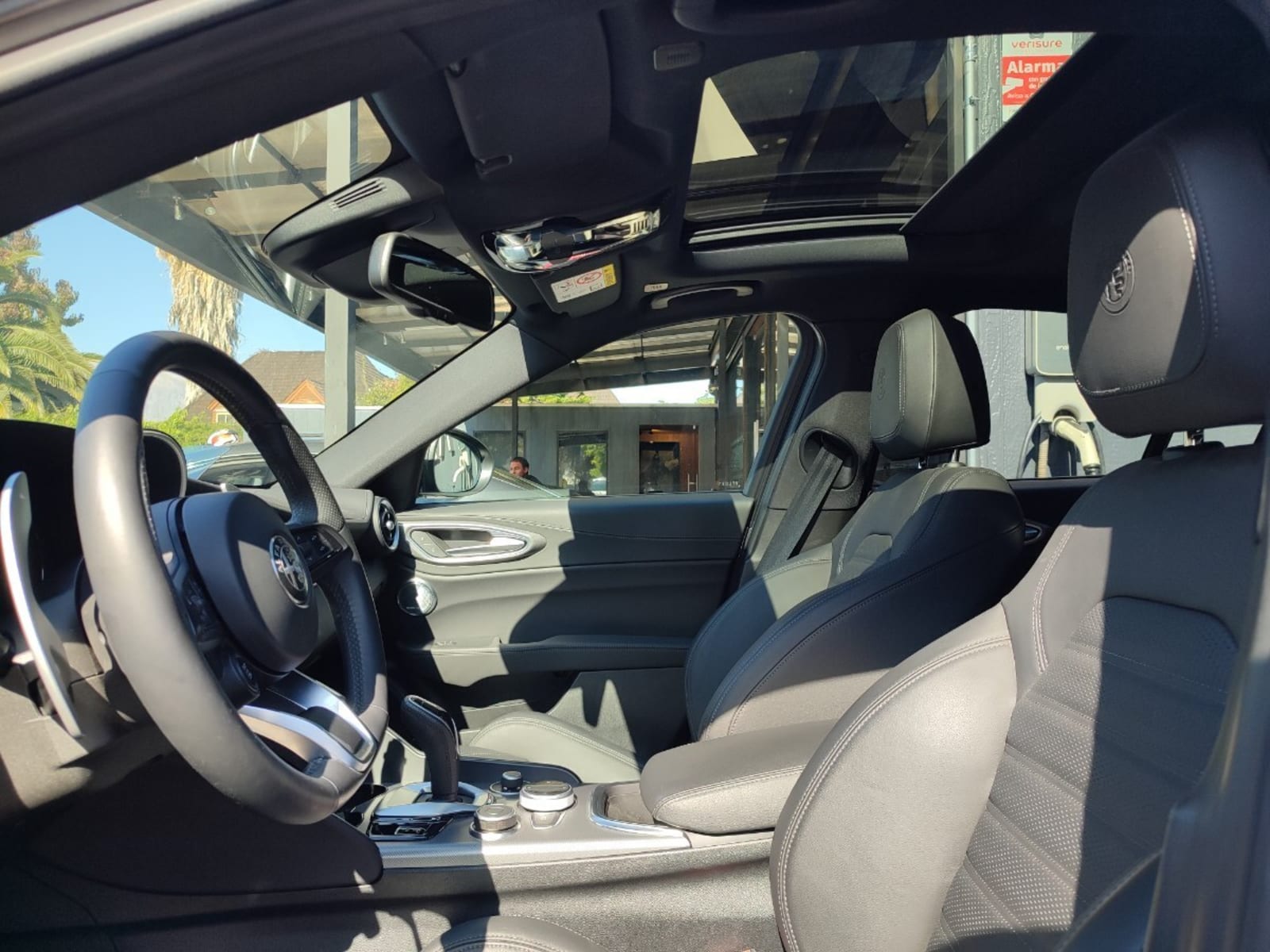 ALFA ROMEO GIULIA VELOCE 2.0 TURBO 280 HP 2025 - Imagen 11 de 19