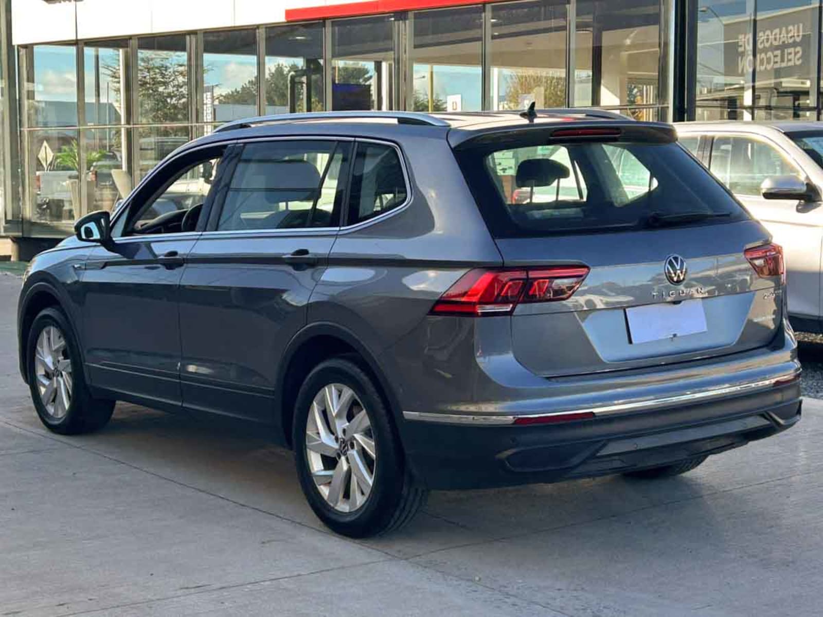 VOLKSWAGEN TIGUAN COMFORTLINE AUT 2025 - Imagen 4 de 16