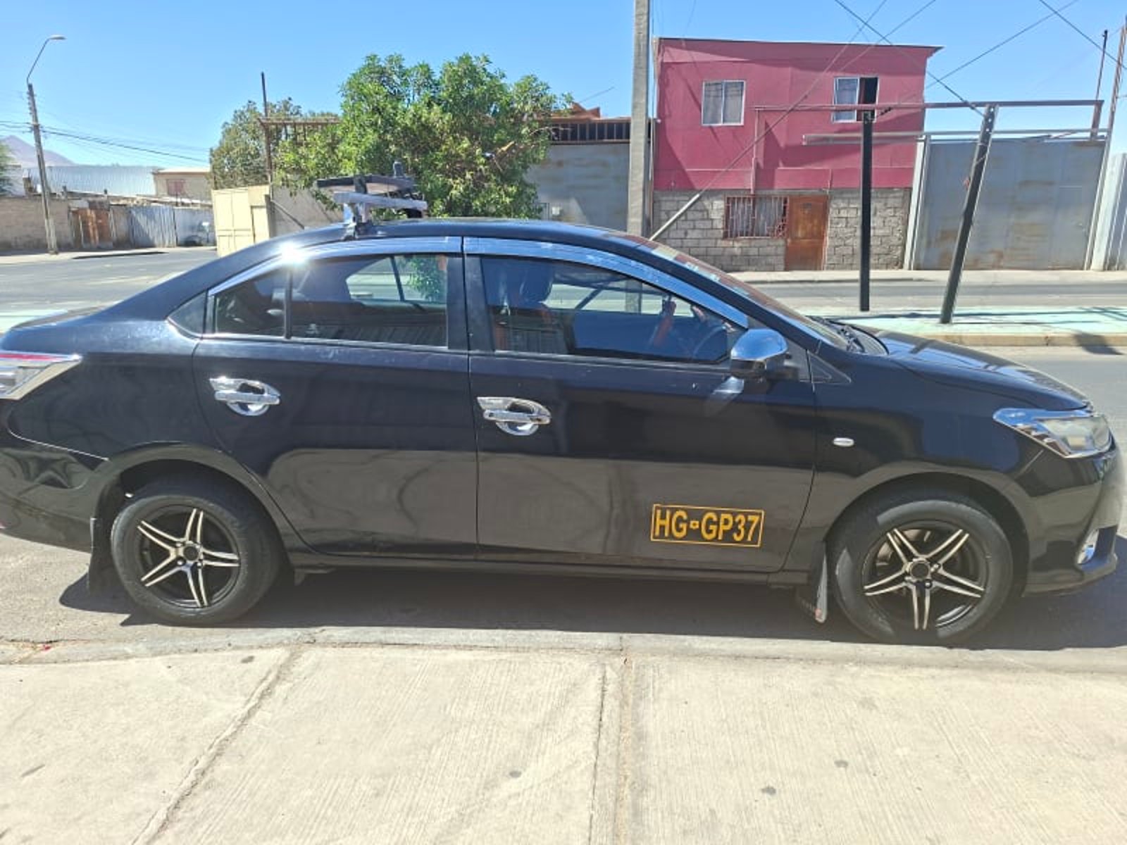 Toyota Toyota yaris sedan 2016 - Foto 3 de 8