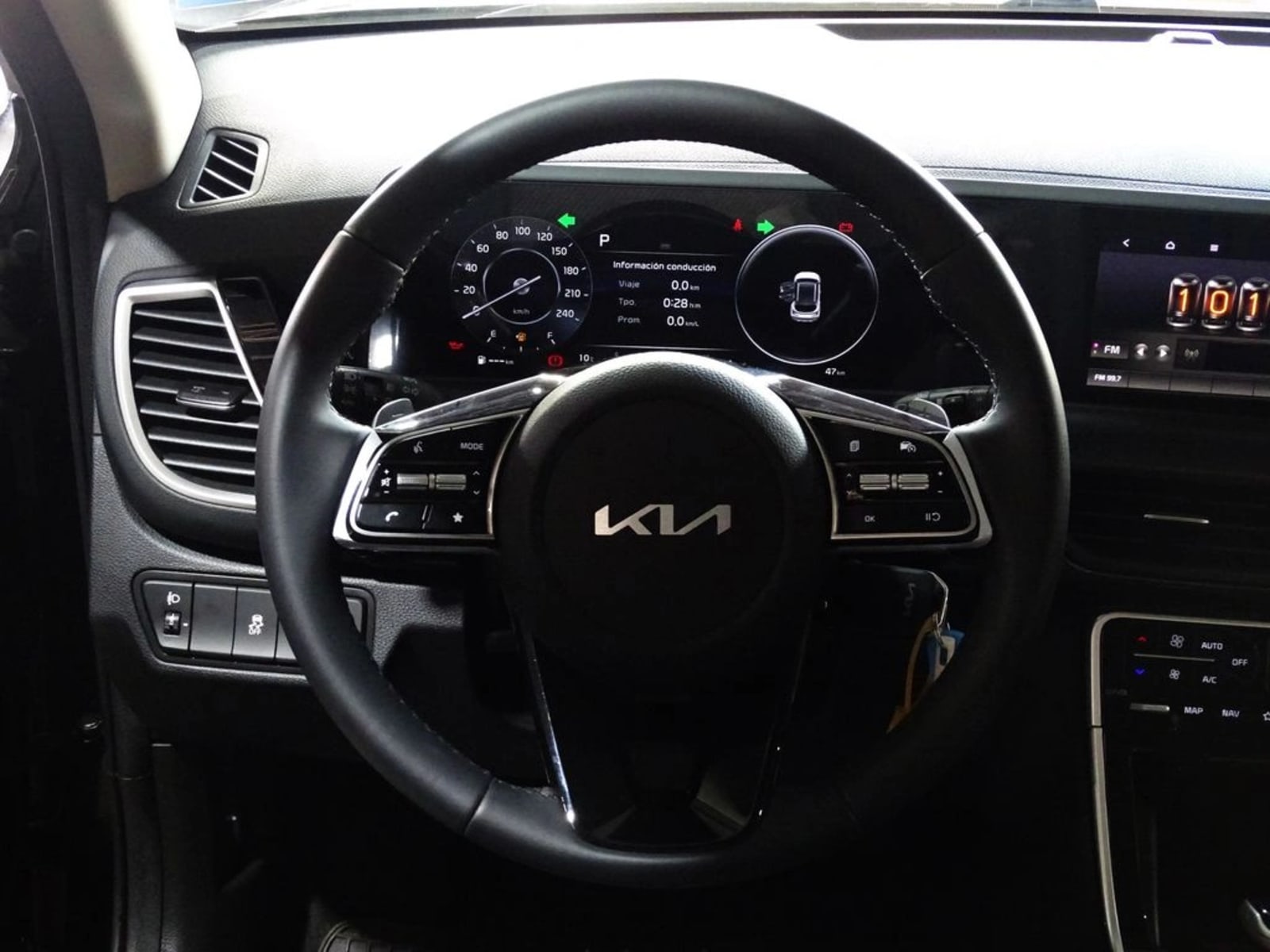 KIA SELTOS EX 1.4L 7DCT TURBO-GDI 2025 - Imagen 12 de 20