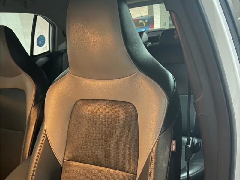 Chevrolet onix 1.0 turbo premie 2022 - Imagen 6 de 8